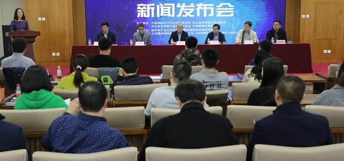 青岛一些学校的学前训练帮助孩子们适应新生活