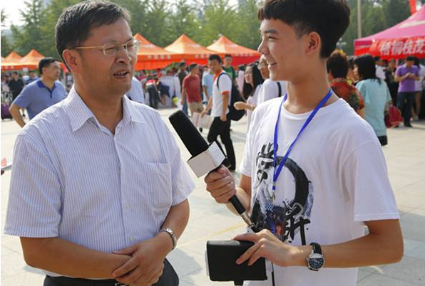 盛大被15岁的大二学生录取，并有望进入泰山学校